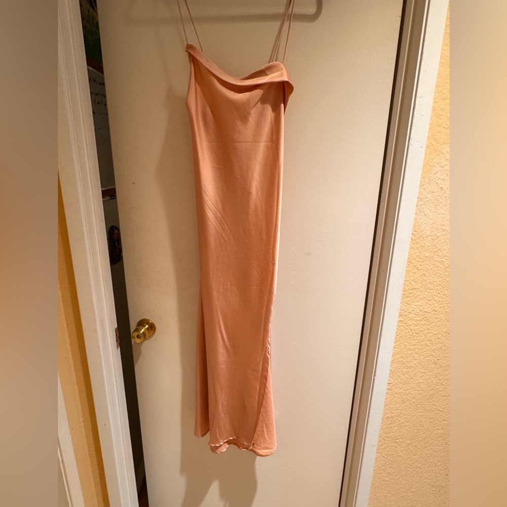 ASTR The Lab Cowl Midi Slip Dress in Blush - Size L
